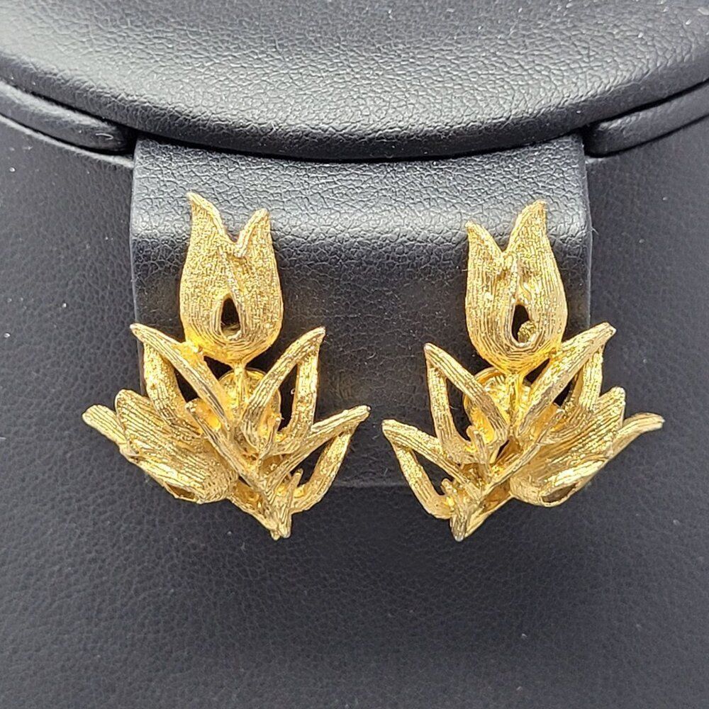 Vintage‎ 80s Brushed Gold Climbing Tulip Clip-On Earrings Flame Textured Flower
